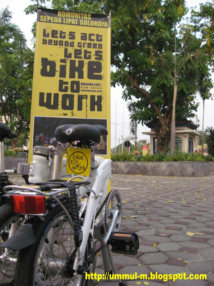 Sudah ada Komunitas B2W Solo Raya. Bike to Campus?